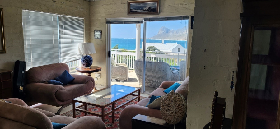 To Let 3 Bedroom Property for Rent in Pringle Bay Western Cape